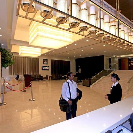 Goutham Grand Hotel Tenali Экстерьер фото